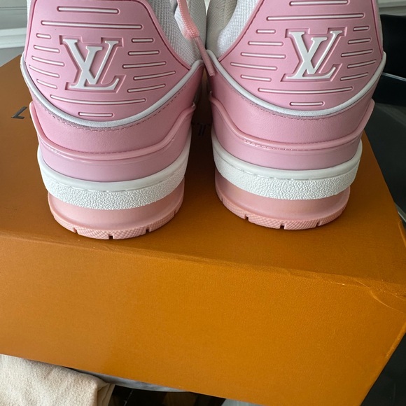 LOUIS VUITTON LV Trainer 'White Rose’ - Picture 4 of 4